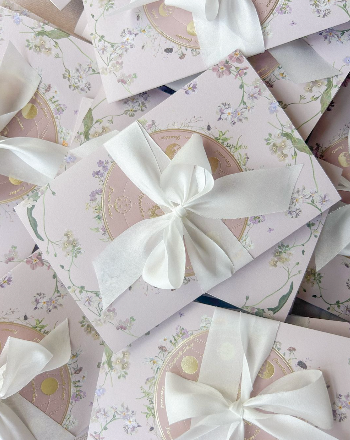 Embrace the Elegance: The Wedding Trend of Bows in 2024